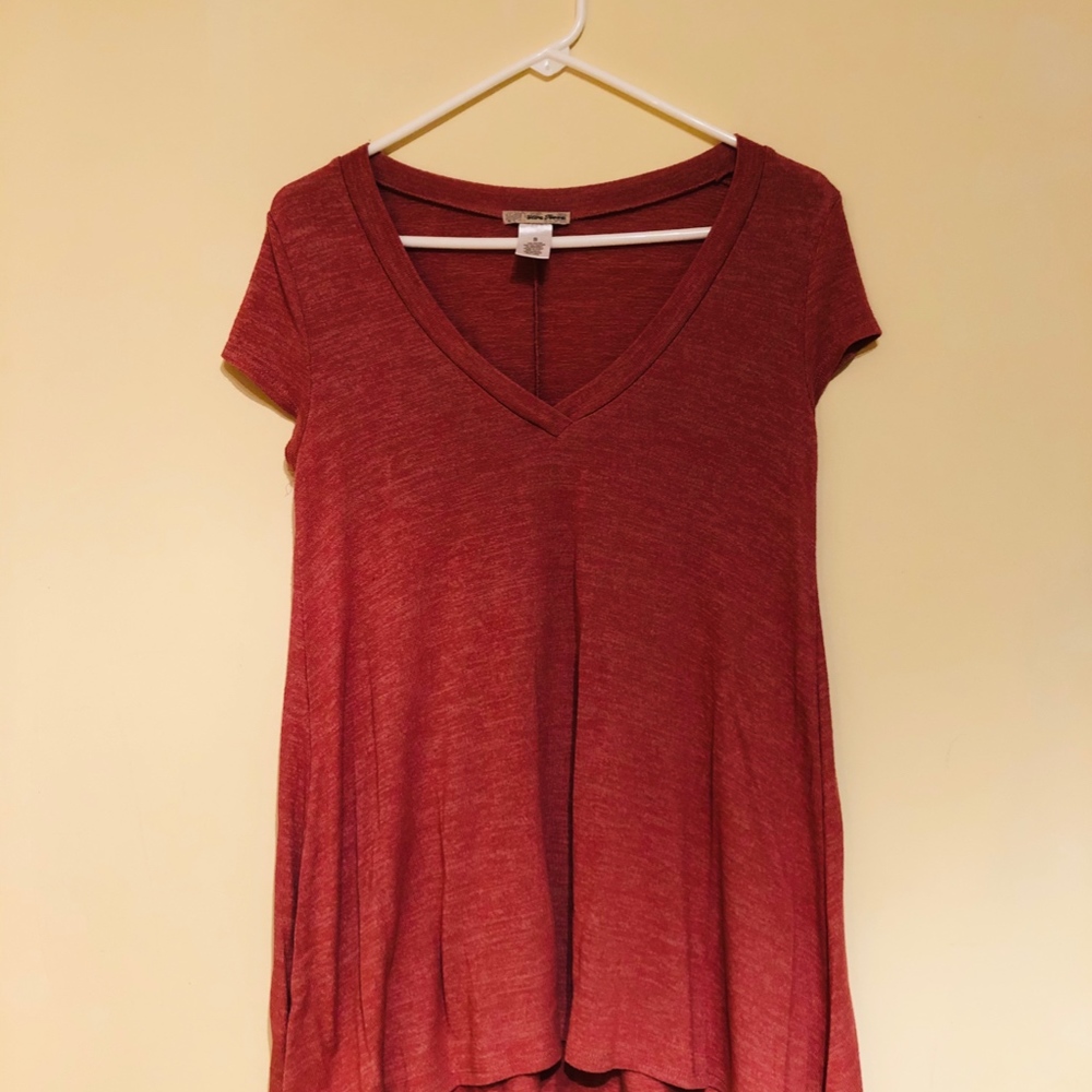 UNLISTED T-shirt w/ asymmetrical bottom, burnt orange